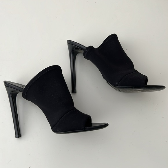 Balenciaga black open toe  heels - Picture 3 of 4